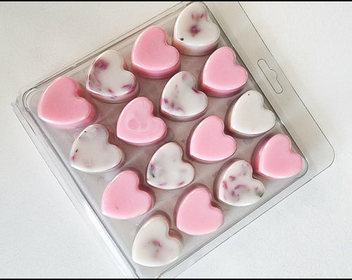 16 heart wax melts