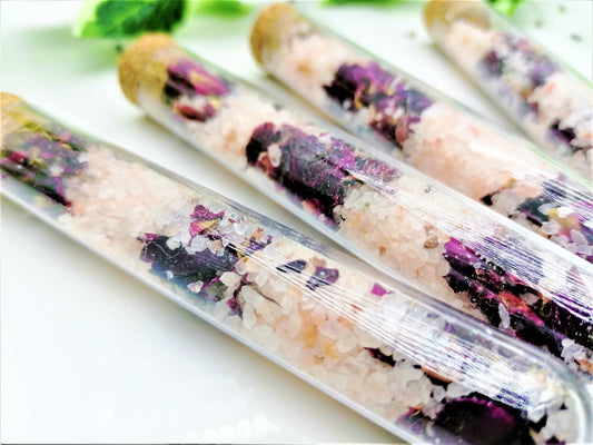 Botanical bath confetti - Rose & Himalayan salts